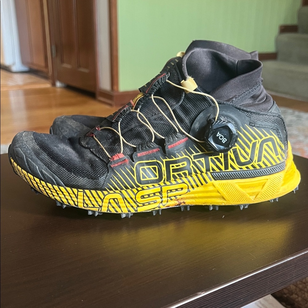 Men’s La Sportiva Cyklon - Black and Yellow